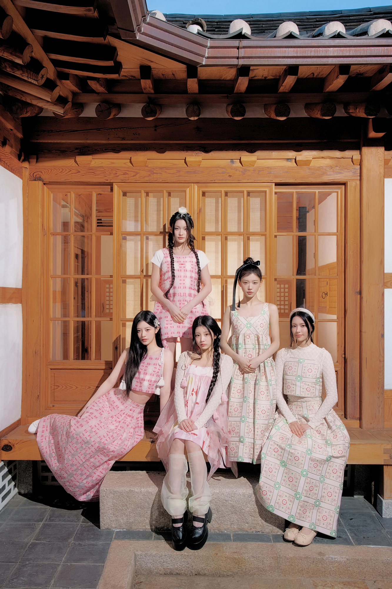 “It’s hard to believe this is already our third Lunar New Year with Gllit [fandom name]. Time really flies,” girl group Illit said in a press release on Tuesday. “Thanks to Gllit always cheering us on, we’ve been able to grow year by year. We’ll keep working hard to repay you with even better performances. At least during the holiday, we hope you set aside your busy routines and spend warm, comfortable time with your family and loved ones. We wish you nothing but health and happiness.”                                          Illit is set to begin its first tour, ″Illit Live 'Press Start'″ on March 14 and 15 in Seoul, before heading to Aichi, Osaka, Fukuoka, Hyogo, Tokyo and Hong Kong. [BELIEF LAB]