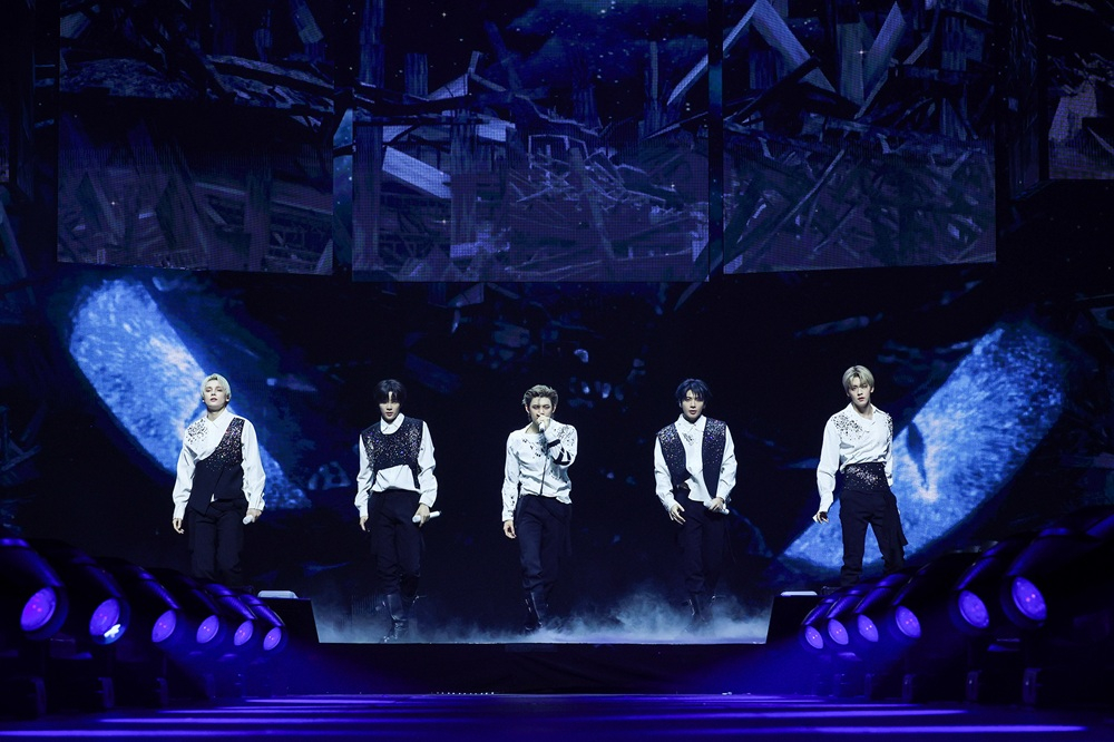 A view of boy band Tomorrow X Together's world tour ″Act: Tomorrow″ [BIGHIT MUSIC]