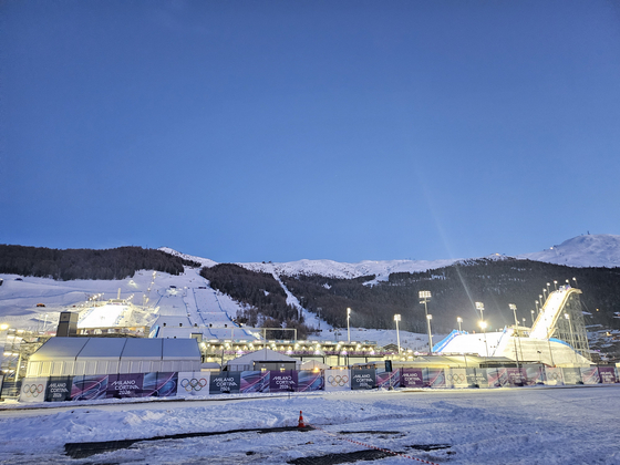 A view of the Livigno Snowboarding Stadium in Livigno, Italy, on Feb. 7. [KO BONG-JUN]