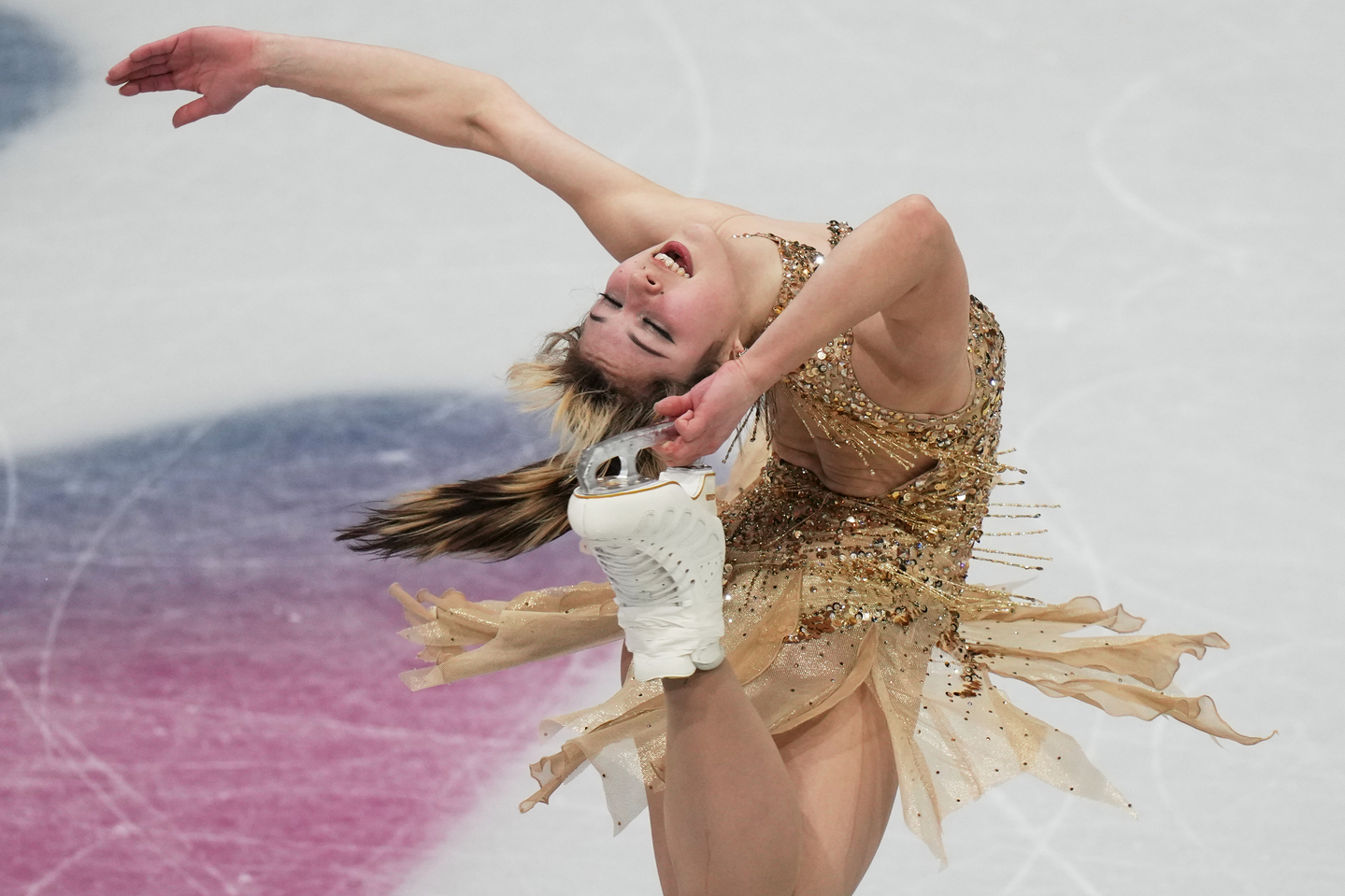 Alysa Liu of the United States competes during the women's figure skating free program at the 2026 Winter Olympics in Milan on Feb. 19. [AP/YONHAP]
