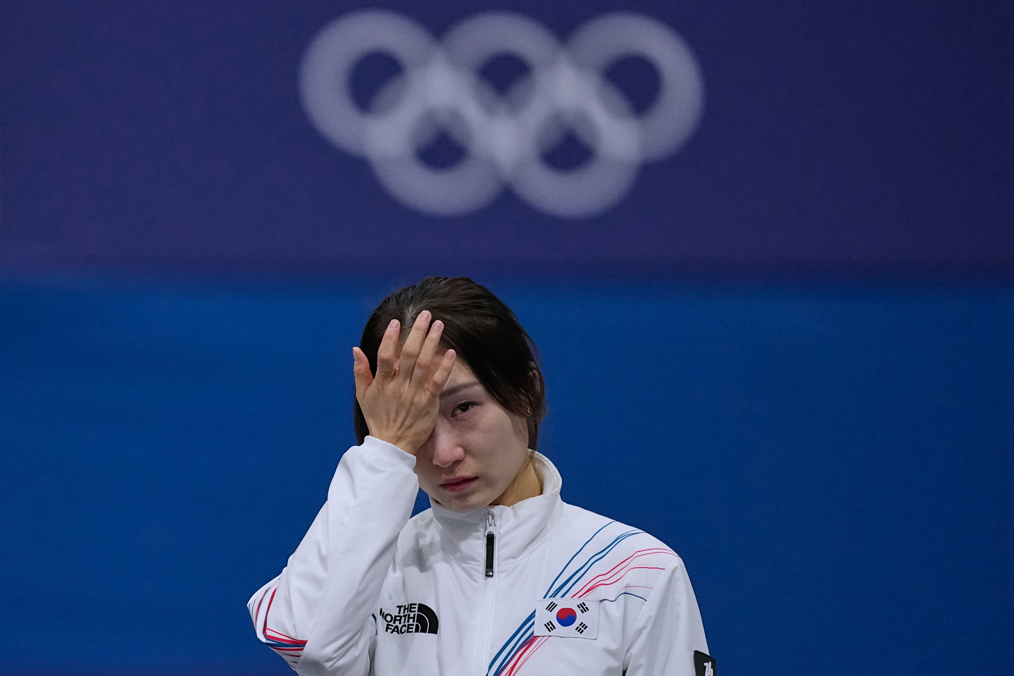 Choi Min-jeong is seen after receiving her silver medal for the short track speed skating women's 1,500 meters at the 2026 Milan-Cortina Winter Olympics in Milan on Feb. 20. [AP/YONHAP] 