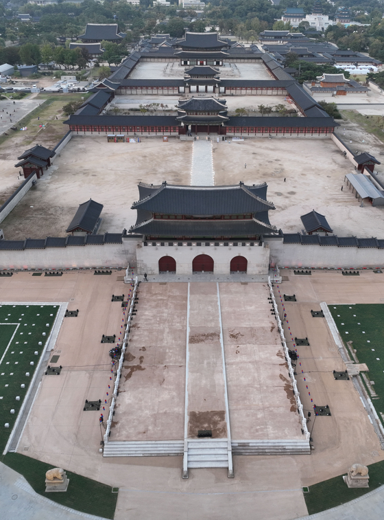 Woldae, a stone platform in front of Gwanghwamun, was restored and opened to the public in 2023. [YONHAP]