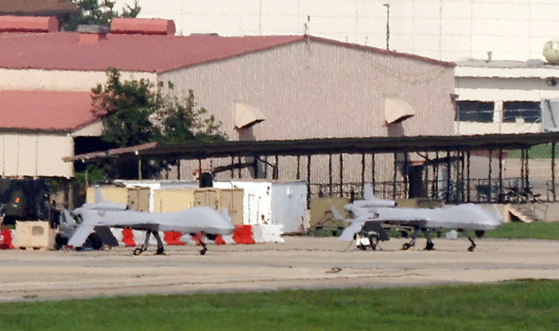An MQ-1C Gray Eagle unmanned reconnaissance and attack aircraft sits on the tarmac at Camp Humphreys, a United States Forces Korea base in Pyeongtaek, Gyeonggi, on Aug. 12, 2025. [NEWS1]
