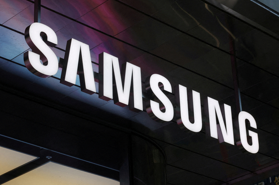 The logo of Samsung Electronics is seen at the company's store in Seoul, Korea, on April 15, 2025. [REUTERS/YONHAP] 