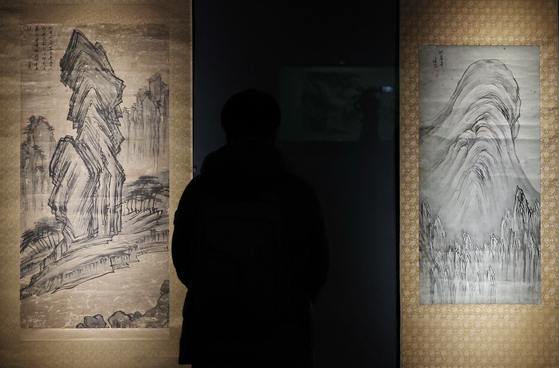 Works of Jeong Seon are on display at the newly renovated Caligraphy and Painting Gallery at the National Museum of Korea on Feb. 25. [YONHAP]