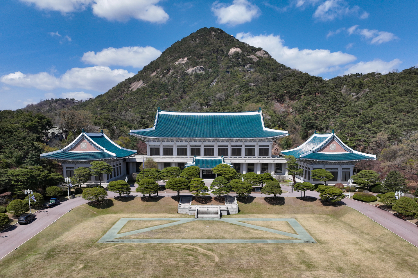 The Blue House in central Seoul [YONHAP]
