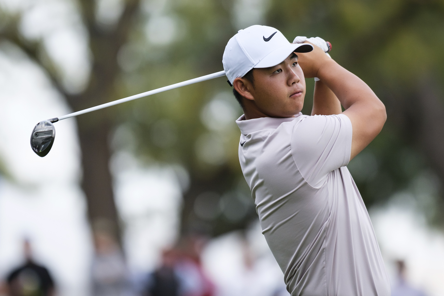 Korean golfer Kim Joo-hyung hits from the 18th tee at the Pete Dye Stadium Course during the first round of the American Express golf tournament in La Quinta, California on Jan. 16, 2025. [AP]