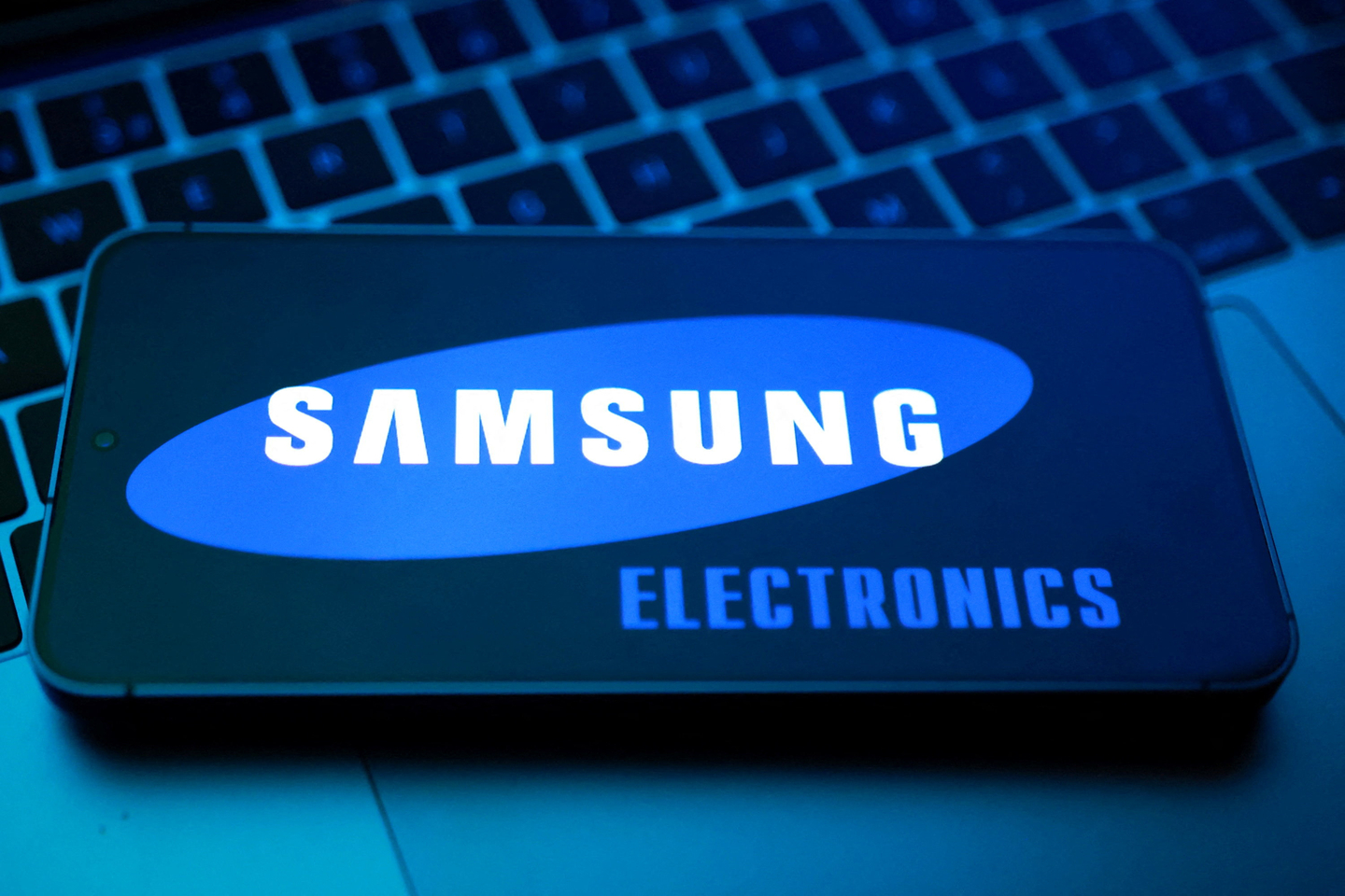 A Samsung Electronics logo appears in this illustration taken on Aug. 25, 2025. [REUTERS/YONHAP]