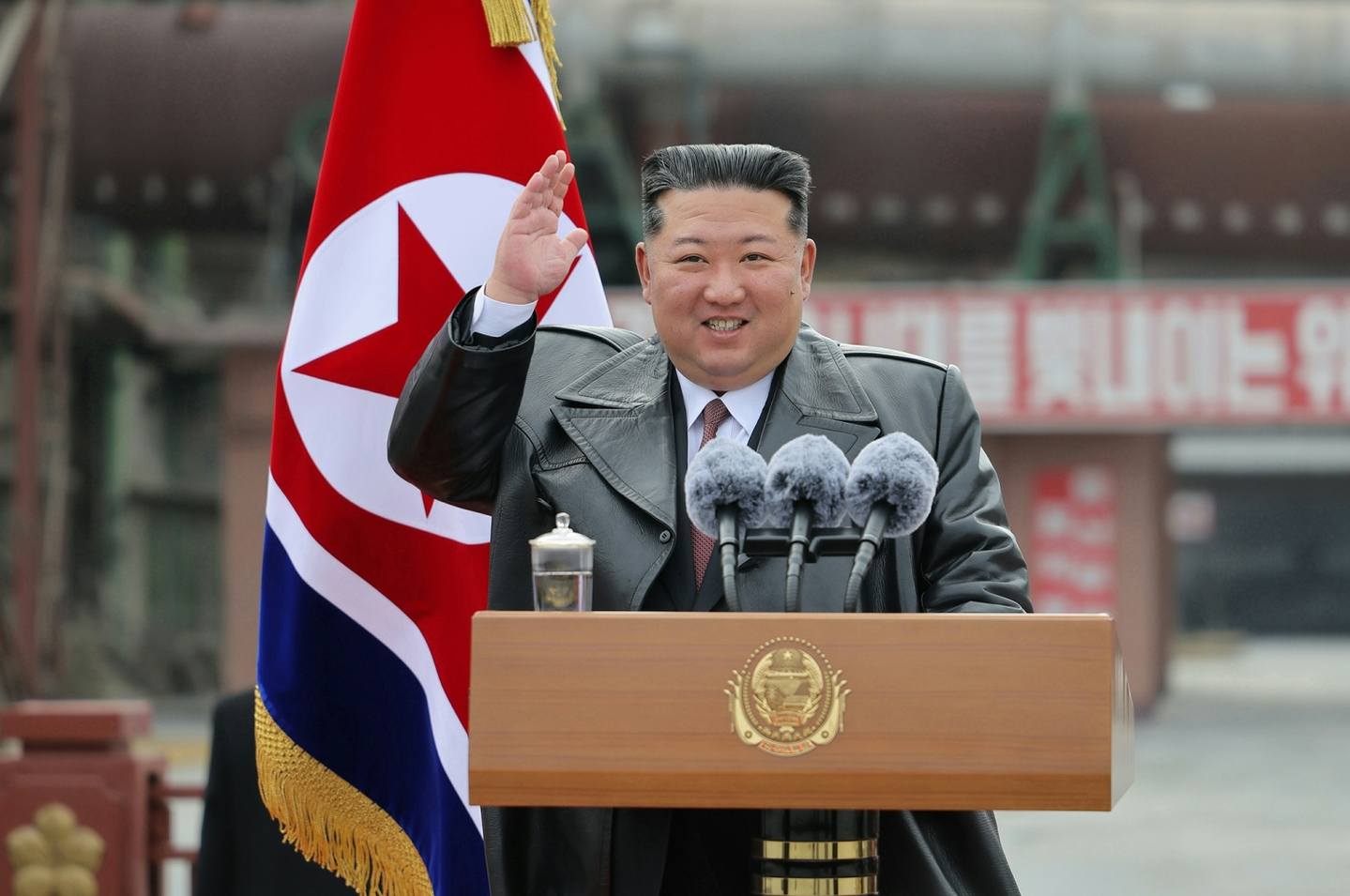 North Korean leader Kim Jong-un visits Sangwon Cement Complex in Sangwon County, North Hwanghae Province on March 1. [NEWS1] 