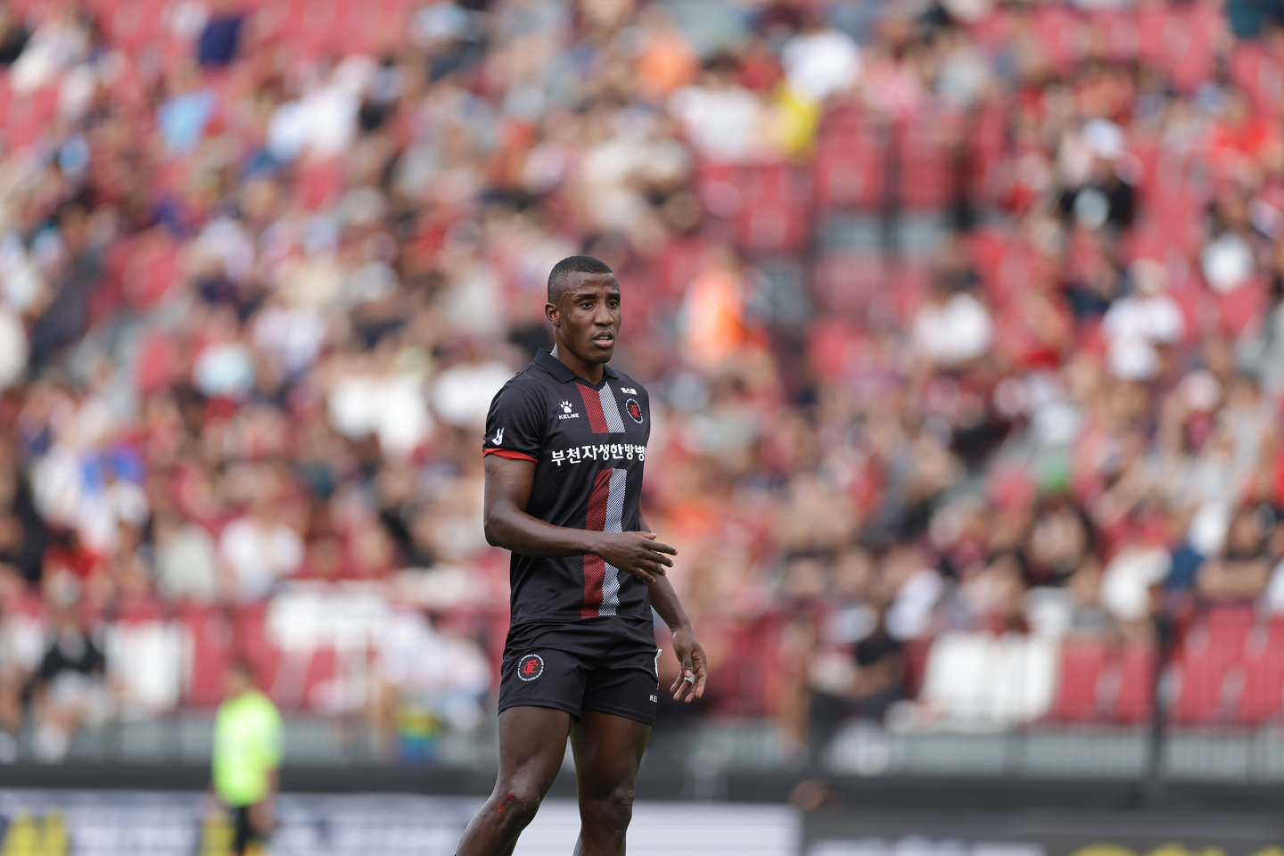 Colombian football player John Montaño during a game against Seoul E-Land FC on Sept. 20, 2025 [KWAK DONG-HYUK]