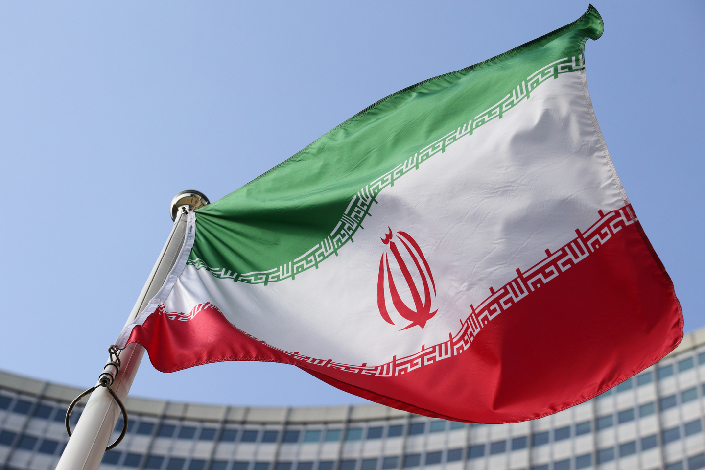 The Iranian national flag flies during a special session of an IAEA Board of Governors meeting in Vienna on March 2. [AP/YONHAP]