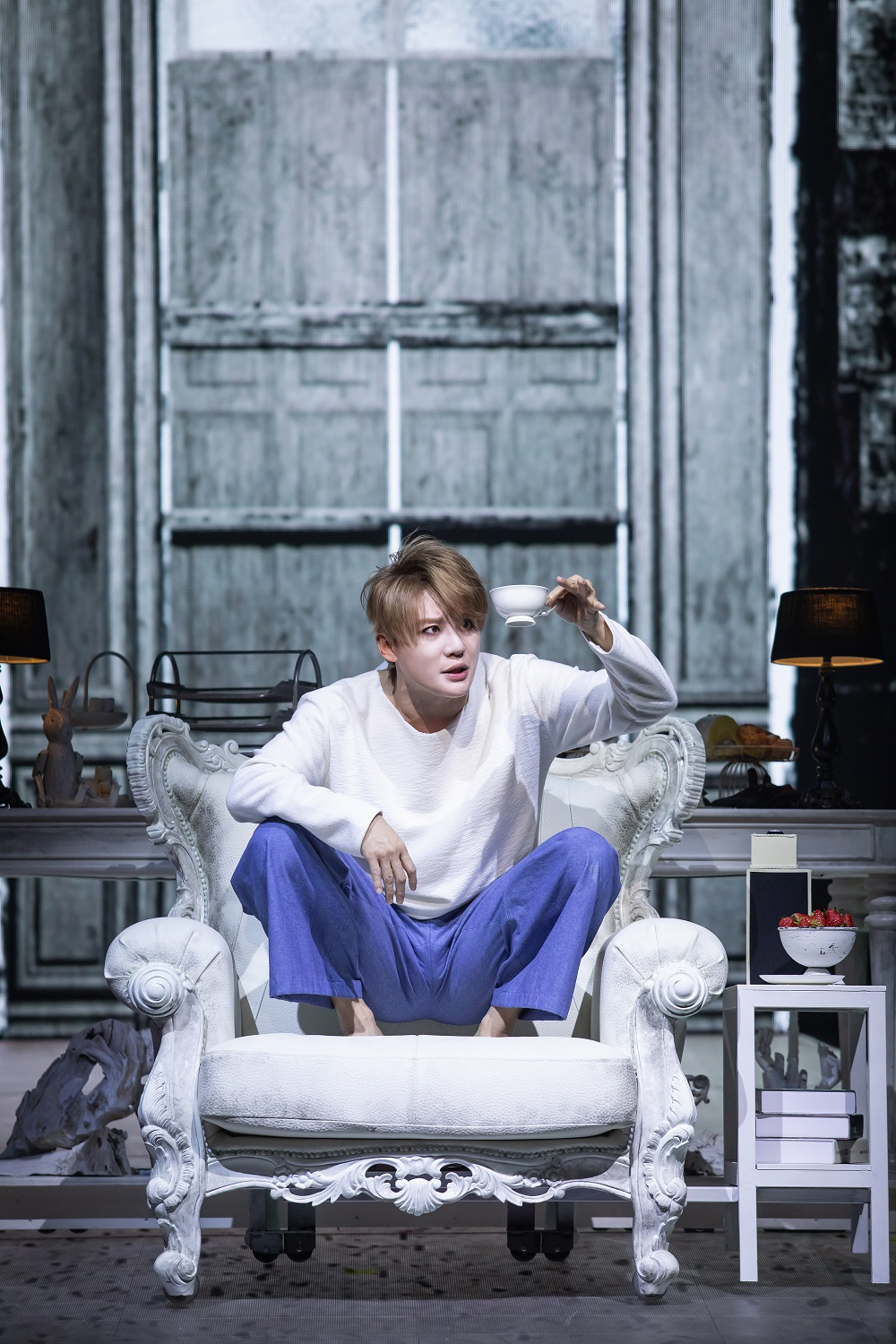 Actor Kim Jun-su reprises the role of L in the musical “Death Note," based on the Japanese bestselling manga of the same name at the Grand Theater of Chungmu Art Center in Jung District, central Seoul on April 8, 2022.