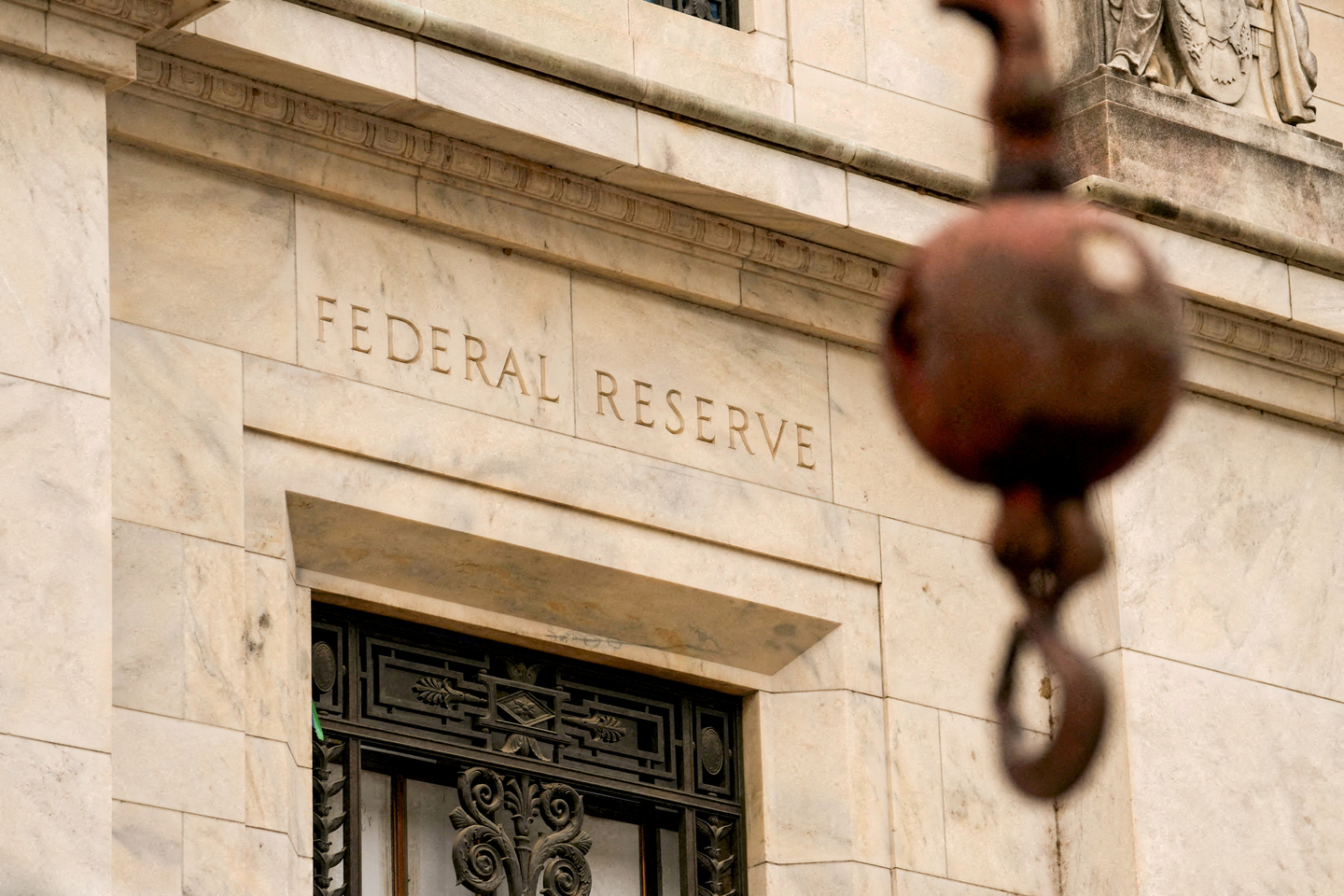 The U.S. Federal Reserve building in Washington is seen on Sept. 17, 2025. [REUTERS/YONHAP]