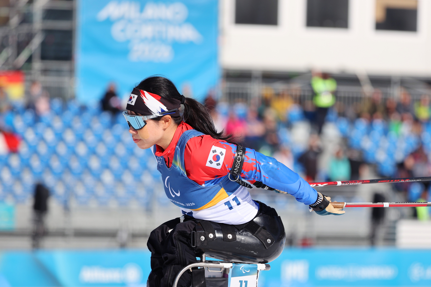 Kim Yun-ji competesin the para biathlon women's individual sitting event at the 2026 Milan-Cortina Winter Paralympics at Tesero Cross-Country Skiing Stadium in Tesero, Italy, on March 8. [JOINT PRESS CORPS] 