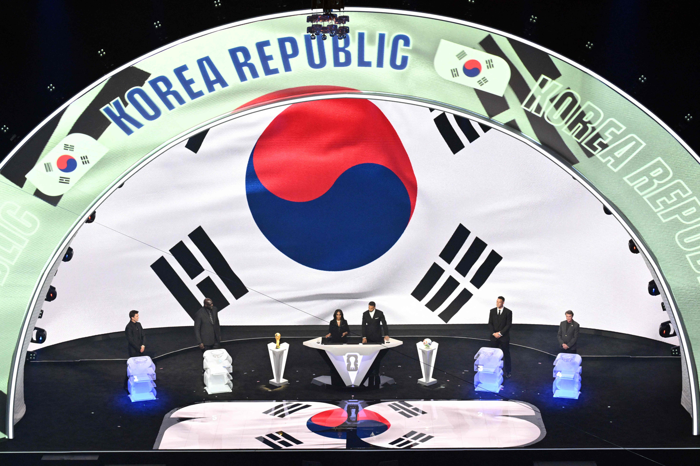 Korea's flag is displayed on a screen during the draw for the 2026 FIFA World Cup at the Kennedy Center in Washington on Dec. 5, 2025. [AFP/YONHAP]