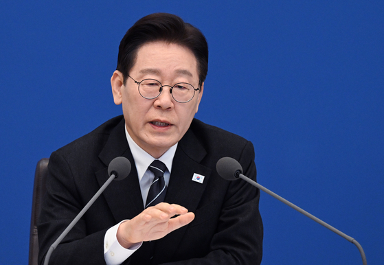 President Lee Jae Myung speaks at a Cabinet meeting held at the Blue House in central Seoul on March 10. [JOINT PRESS CORPS]
