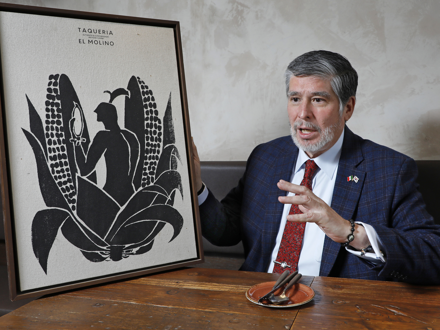 Mexican Ambassador to Korea Carlos Peñafiel Soto explains the role of corn in Mexican mythology and culinary tradition during an interview at El Molino in Seongsu-dong, eastern Seoul, on Feb. 13. [PARK SANG-MOON]