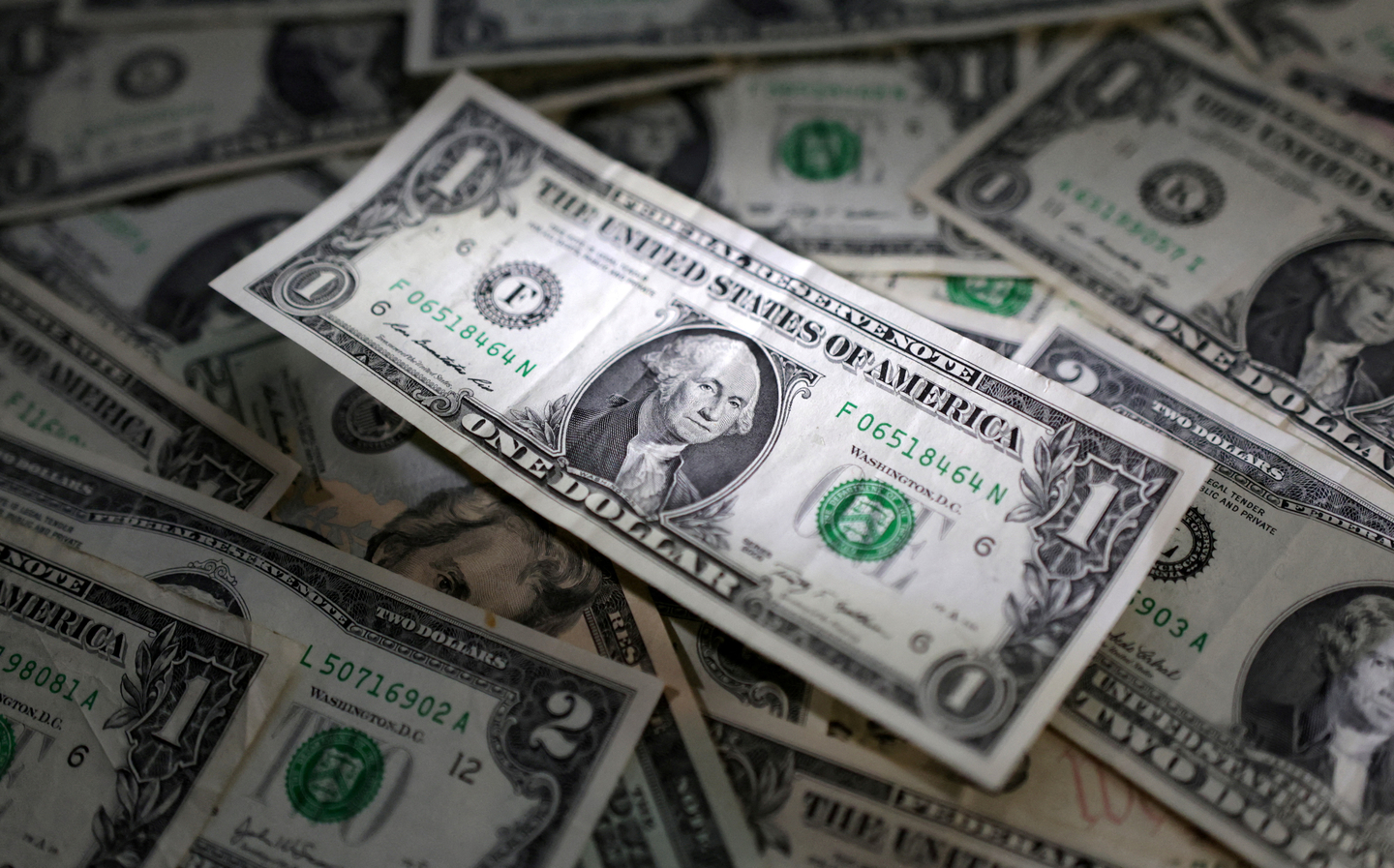 Dollar banknotes are seen in this illustration taken on March 10, 2023. [REUTERS/YONHAP]