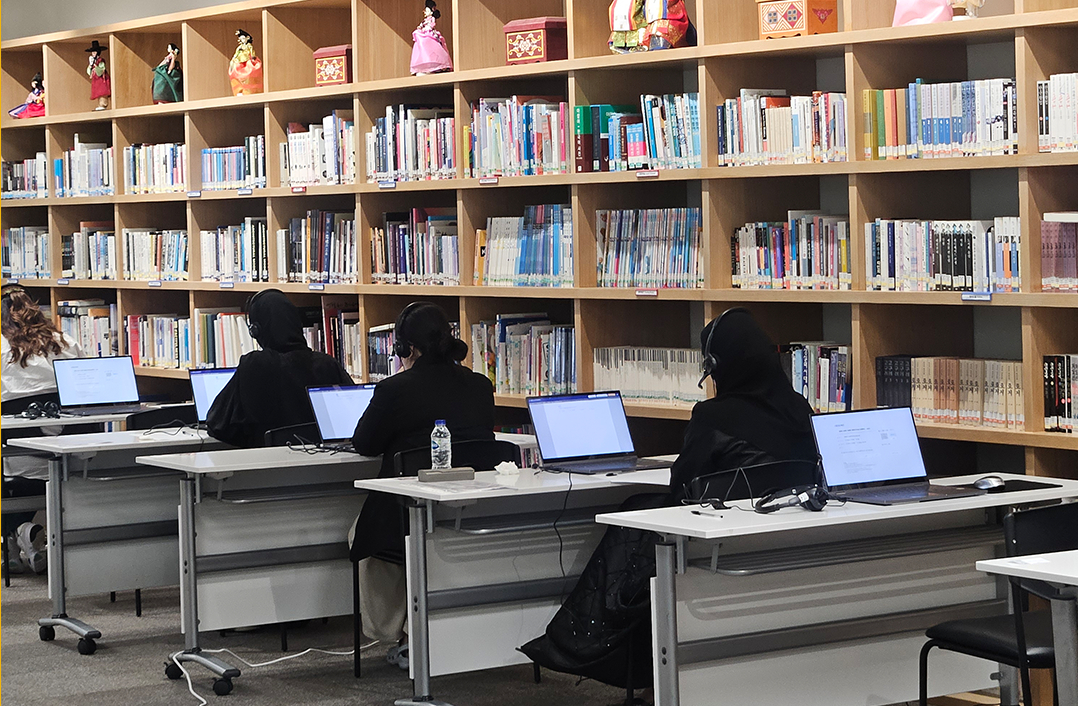 People take the second internet-based Sejong Korean Language Assessment held in November 2025, at the King Sejong Institute Foundation's branch in Sharjah, the United Arab Emirates. [KING SEJONG INSTITUTE FOUNDATION]