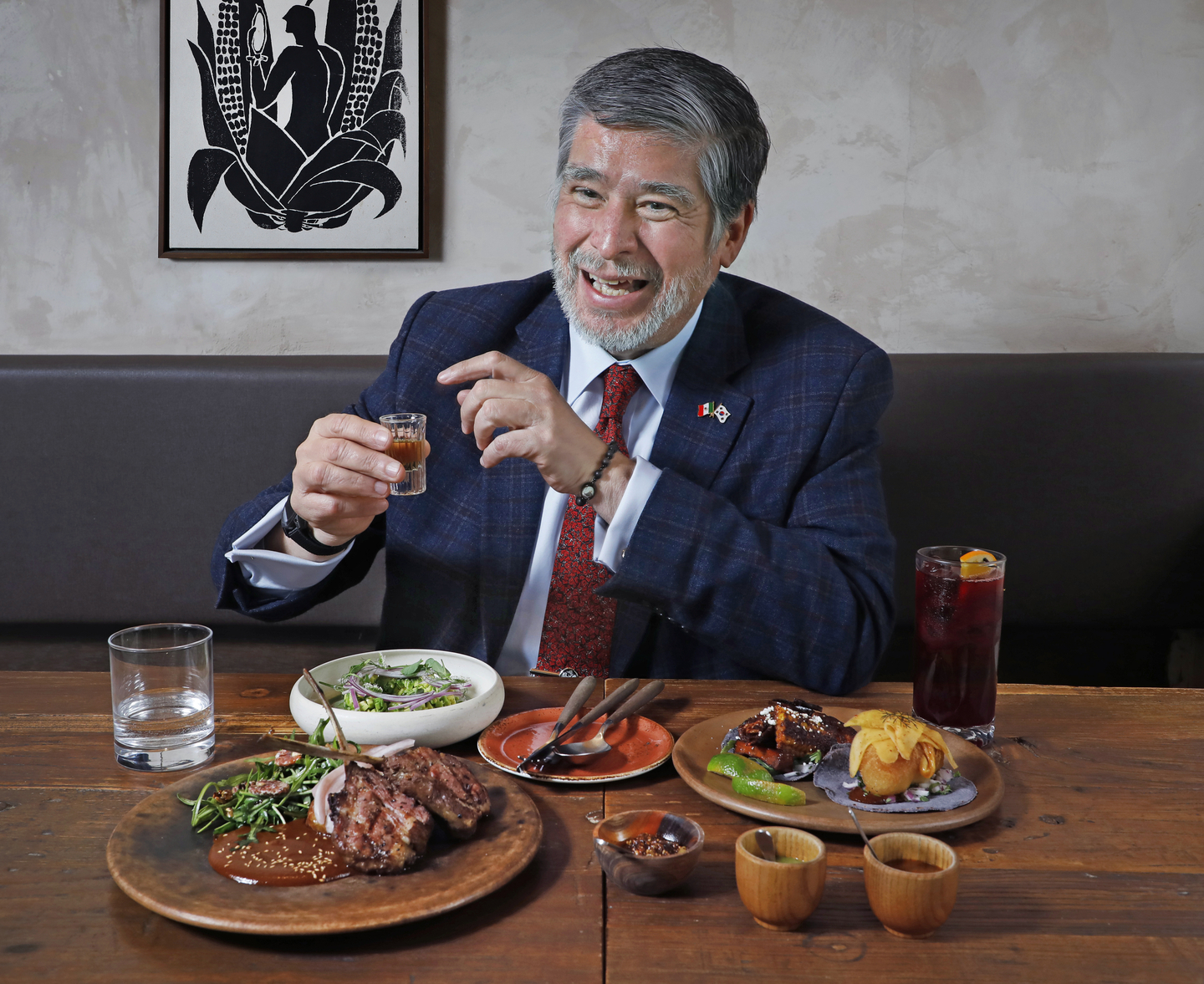 Mexican Ambassador to Korea Carlos Peñafiel Soto speaks during an interview over Mexican dishes and drinks at El Molino, a restaurant in Seongsu-dong, eastern Seoul, on Feb. 13. [PARK SANG-MOON] 