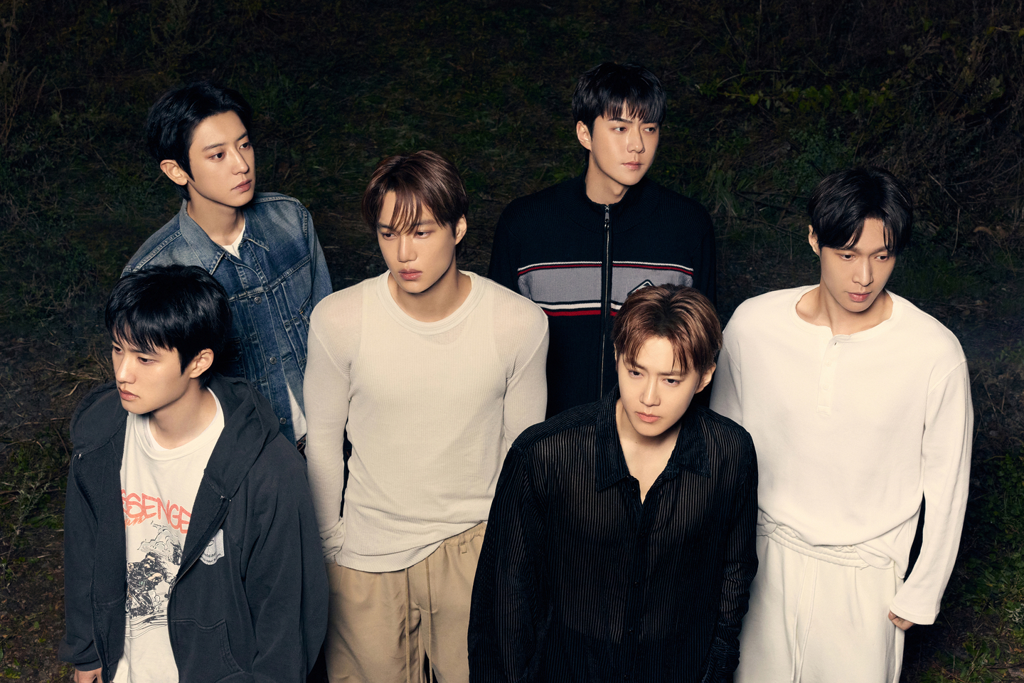 Boy band EXO [SM ENTERTAINMENT]