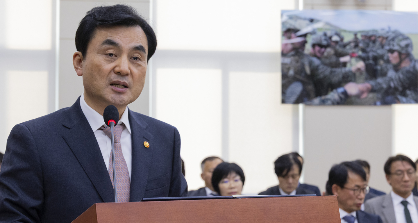 Defense Minister Ahn Gyu-back attends a plenary session of the parliamentary defense committee at the National Assembly building in Yeouido, western Seoul, on March 17. [YONHAP] 