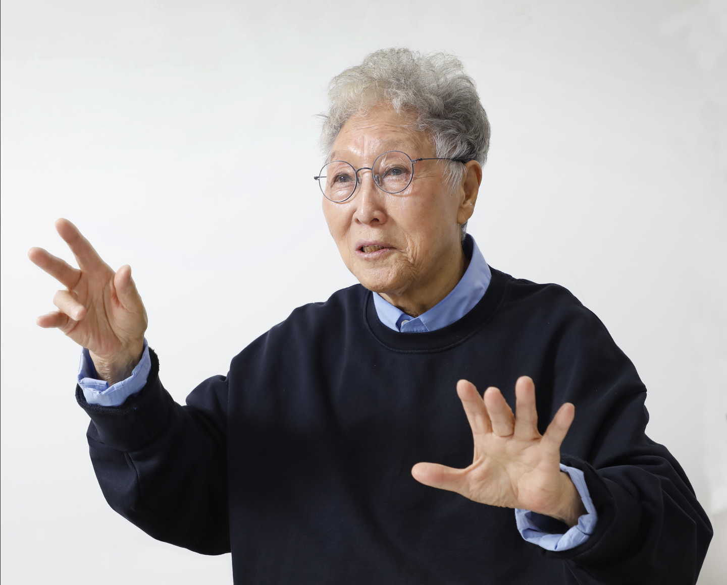 Kim Yun-shin speaks to the Korea JoongAng Daily during an interview at the Hoam Museum of Art in Yongin, Gyeonggi, on March 13, 2025. [PARK SANG-MOON]