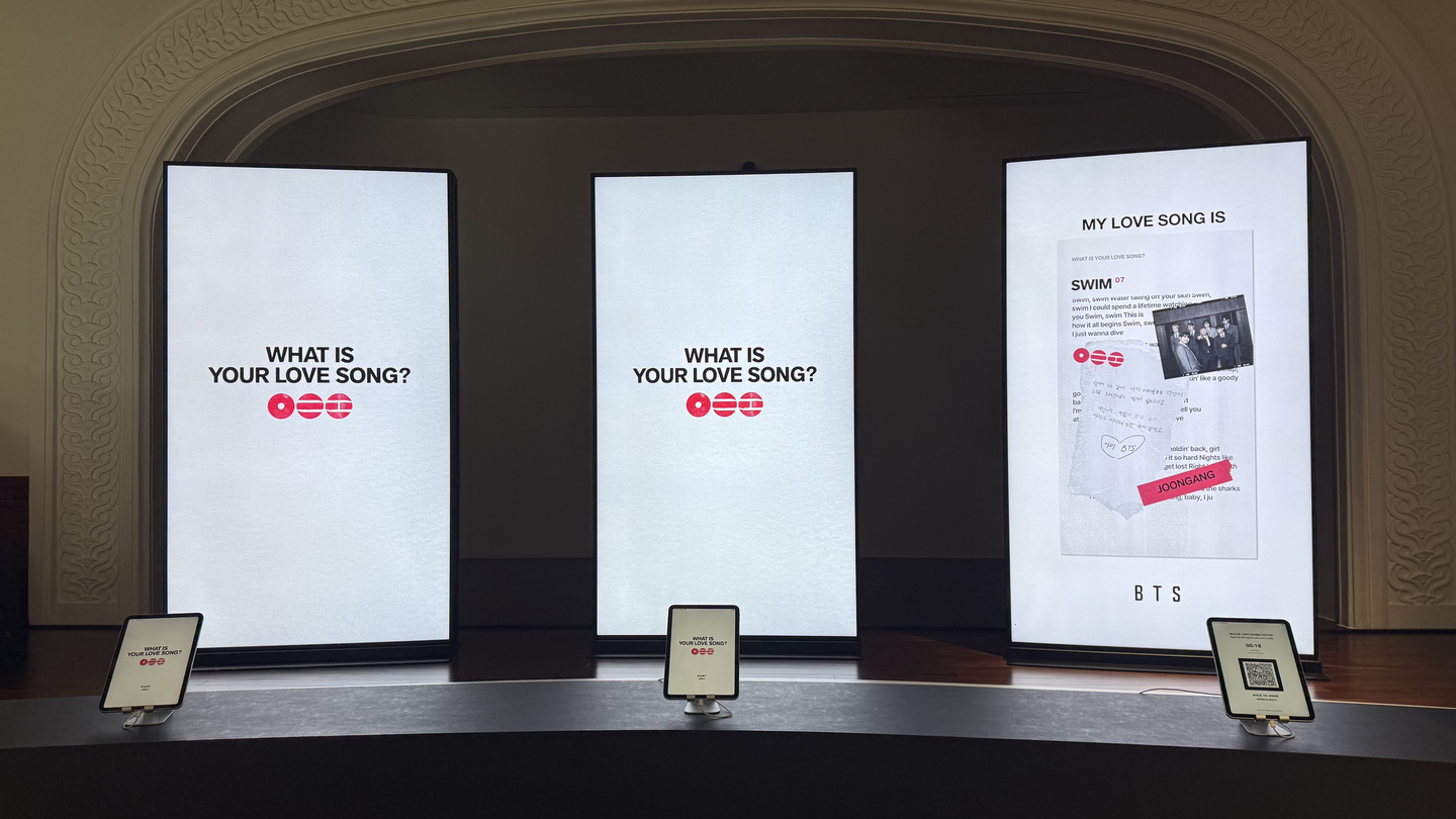 An Interactive station titled "What Is Your Love Song?" invites fans to select a track from the "Arirang" album, choose an "Arirang" logo and enter their name or initials at the BTS pop-up store on the fourth floor of The Heritage at Shinsegae The Main in Jung District, central Seoul. [WOO JI-WON]