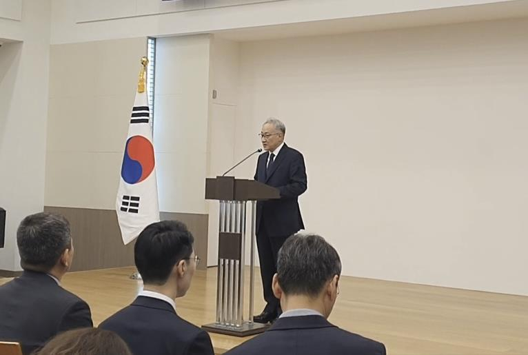 Korean Ambassador to Russia Lee Seok-bae delivers a keynote speech at the Korean Embassy in Moscow on Nov. 11, 2025. [YONHAP]