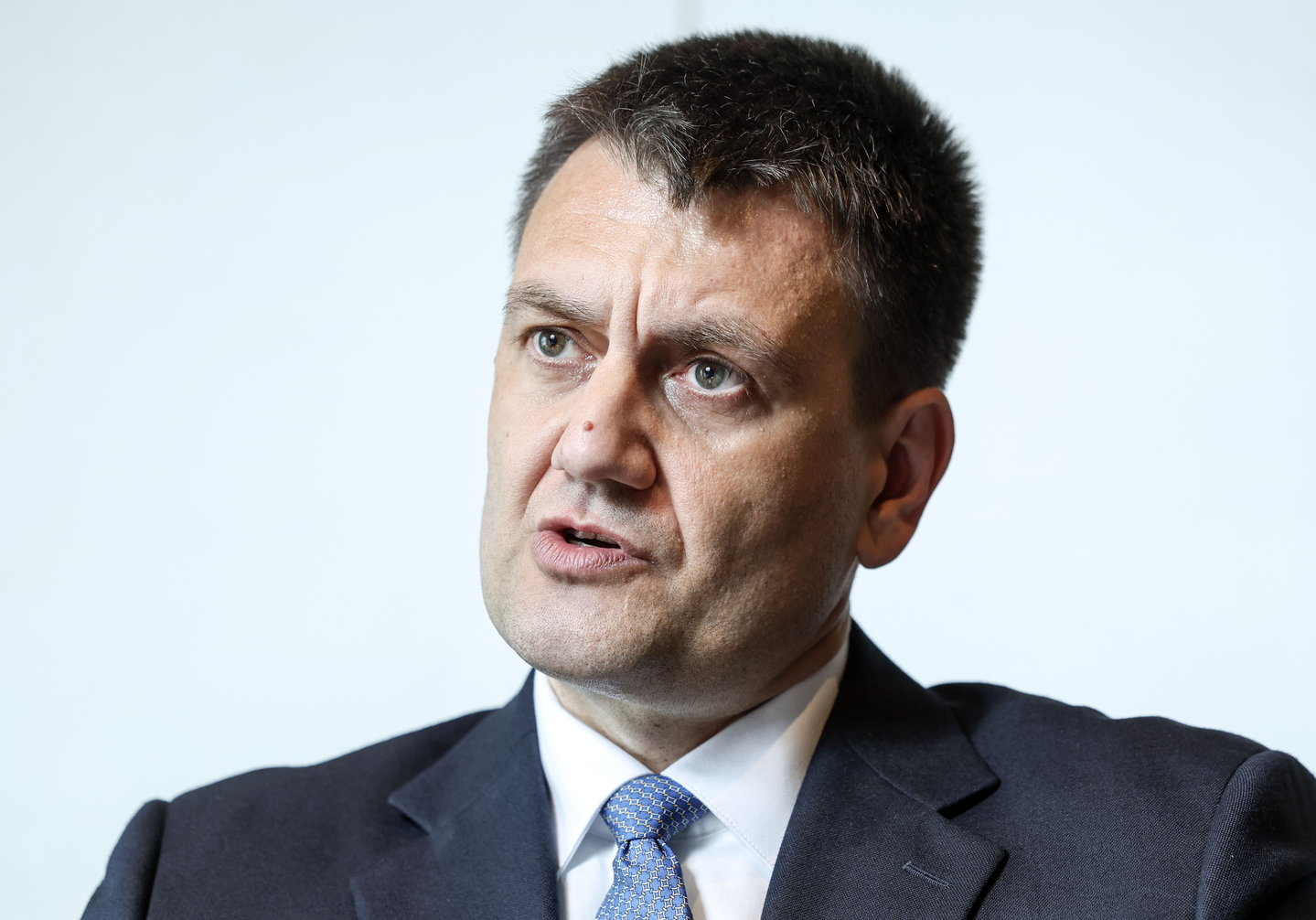 Bastian Giegerich, director-general of the International Institute for Strategic Studies, speaks in an interview with the JoongAng Ilbo at The Plaza Hotel in Jung District, central Seoul, on March 20. [KIM SEONG-RYONG]