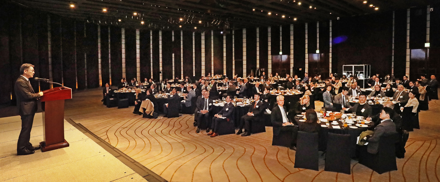 Financial Services Commission Vice Chairman Kwon Dae-young delivers a keynote speech at the 2026 Korea Economic Forum on March 25, outlining the government’s key financial policy agenda for this year. The event took place at the Westin Josun Hotel in Jung District, central Seoul. [PARK SANG-MOON]