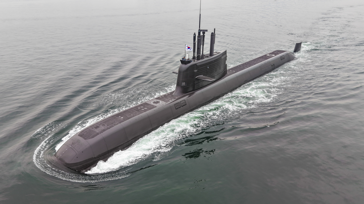 The ROKS Dosan Ahn Chang-ho departs from a naval port in Jinhae District, Changwon, South Gyeongsang, on March 25, to take part in a joint Korea-Canada naval exercise. [NAVY]