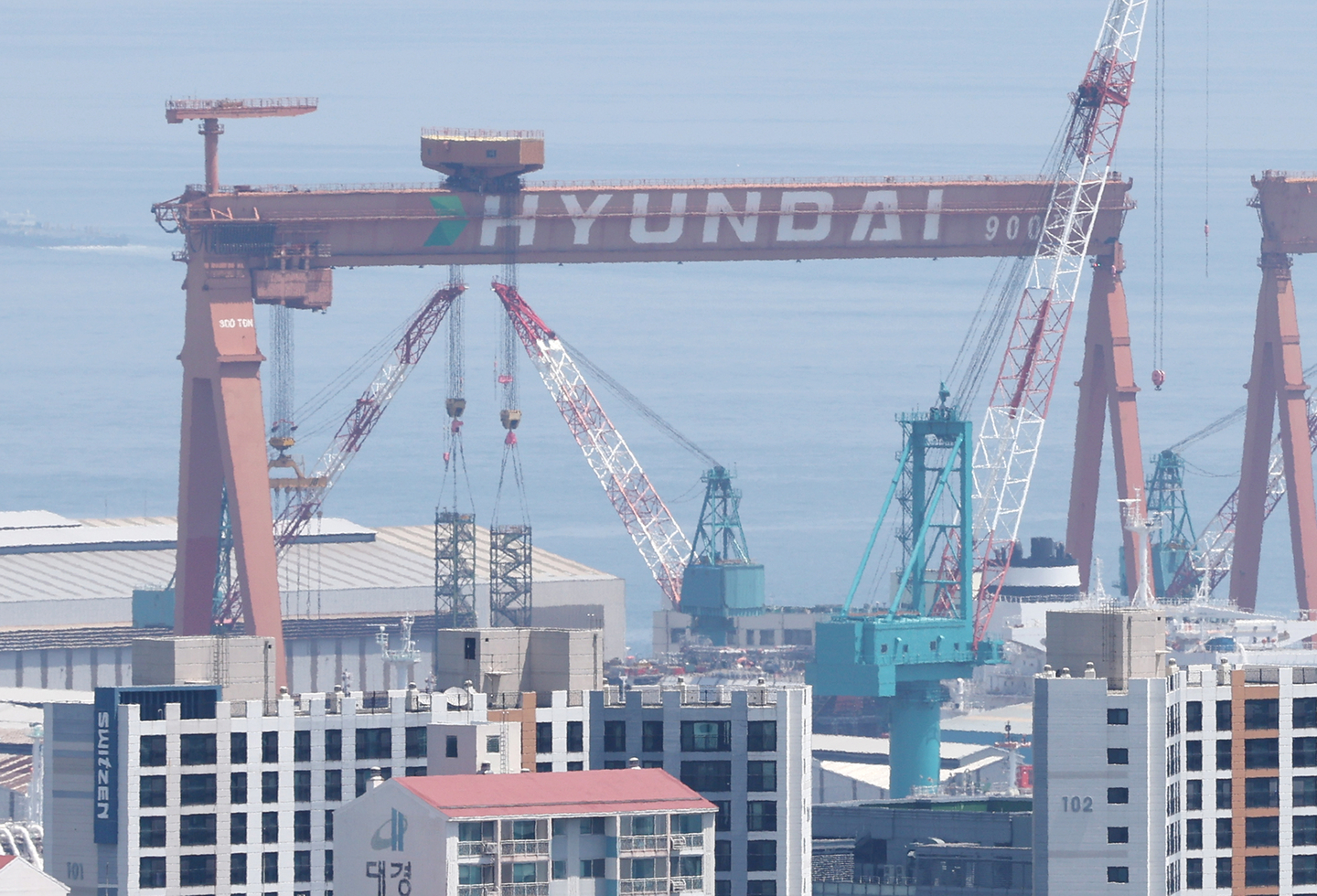 A ship under construction is seen at HD Hyundai Heavy Industries' shipyard in Dong District, Ulsan, on July 31, 2025. [YONHAP] 
