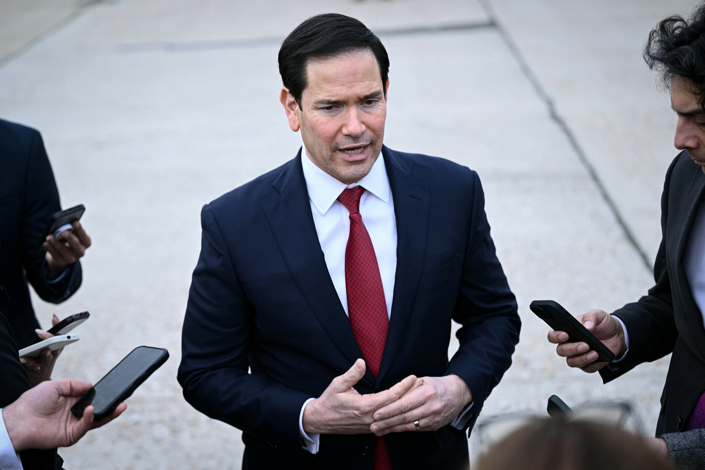 US Secretary of State Marco Rubio speaks to the press following a G7 Foreign Ministers' meeting with Partner Countries at the Bourget airport in Le Bourget, outside Paris, on March 27. [AP/YONHAP]