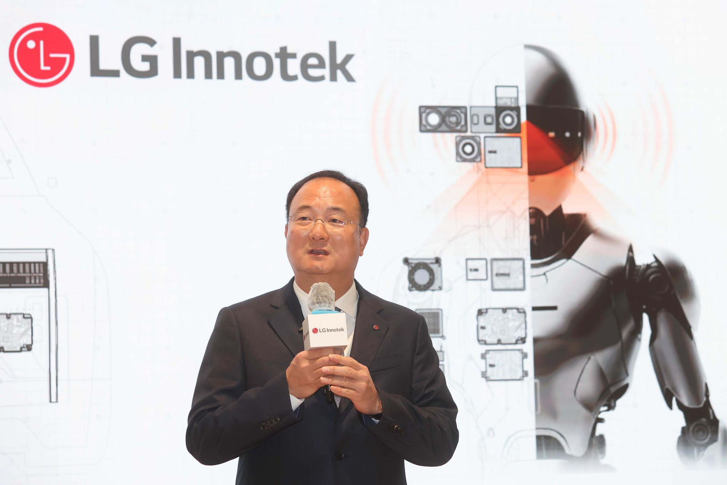 LG Innotek CEO Moon Hyuk-soo speaks to reporters, explaining its future business strategy and transition into a “physical AI”-based solutions company, after LG Innotek's 50th annual shareholders meeting at its Magok headquarters in Gangseo District, western Seoul, on March 23. [LG INNOTEK]