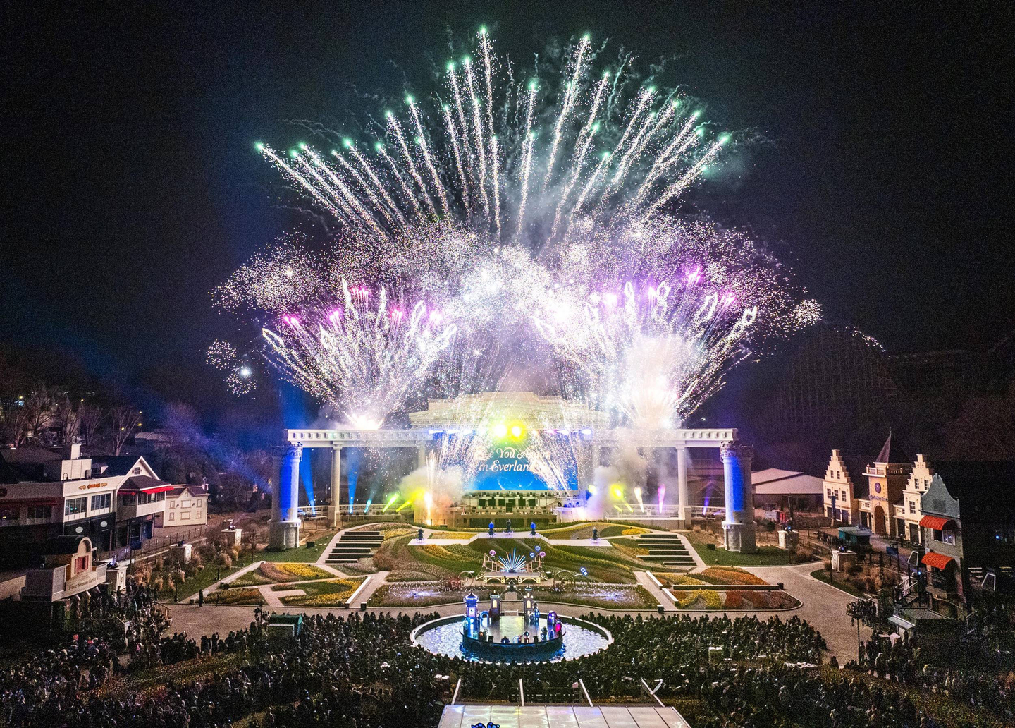 A fireworks show takes place at Everland in Yongin, Gyeonggi, in a photo shared on March 29. [NEWS1] 