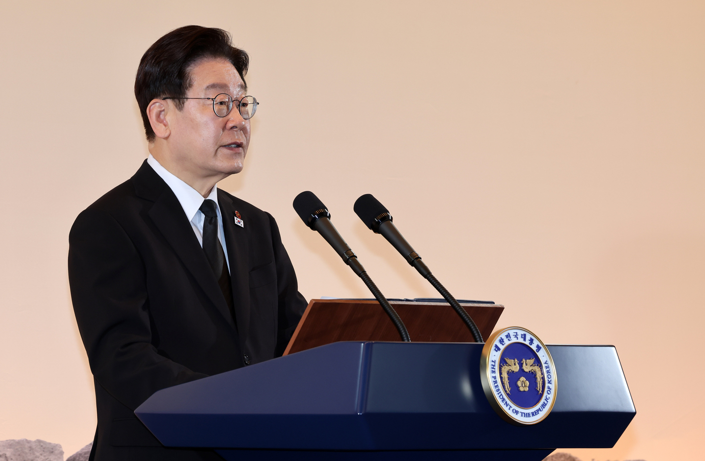 President Lee Jae Myung speaks at an event in Jeju on March 29. [NEWS1]
