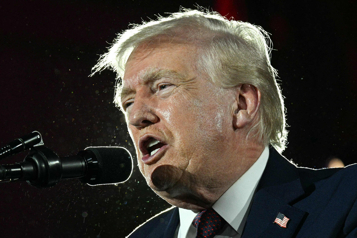 U.S. President Donald Trump speaks at the National Republican Congressional Committee's annual President's Dinner at Union Station in Washington, D.C. on March 25, 2026. [AFP/YONHAP]