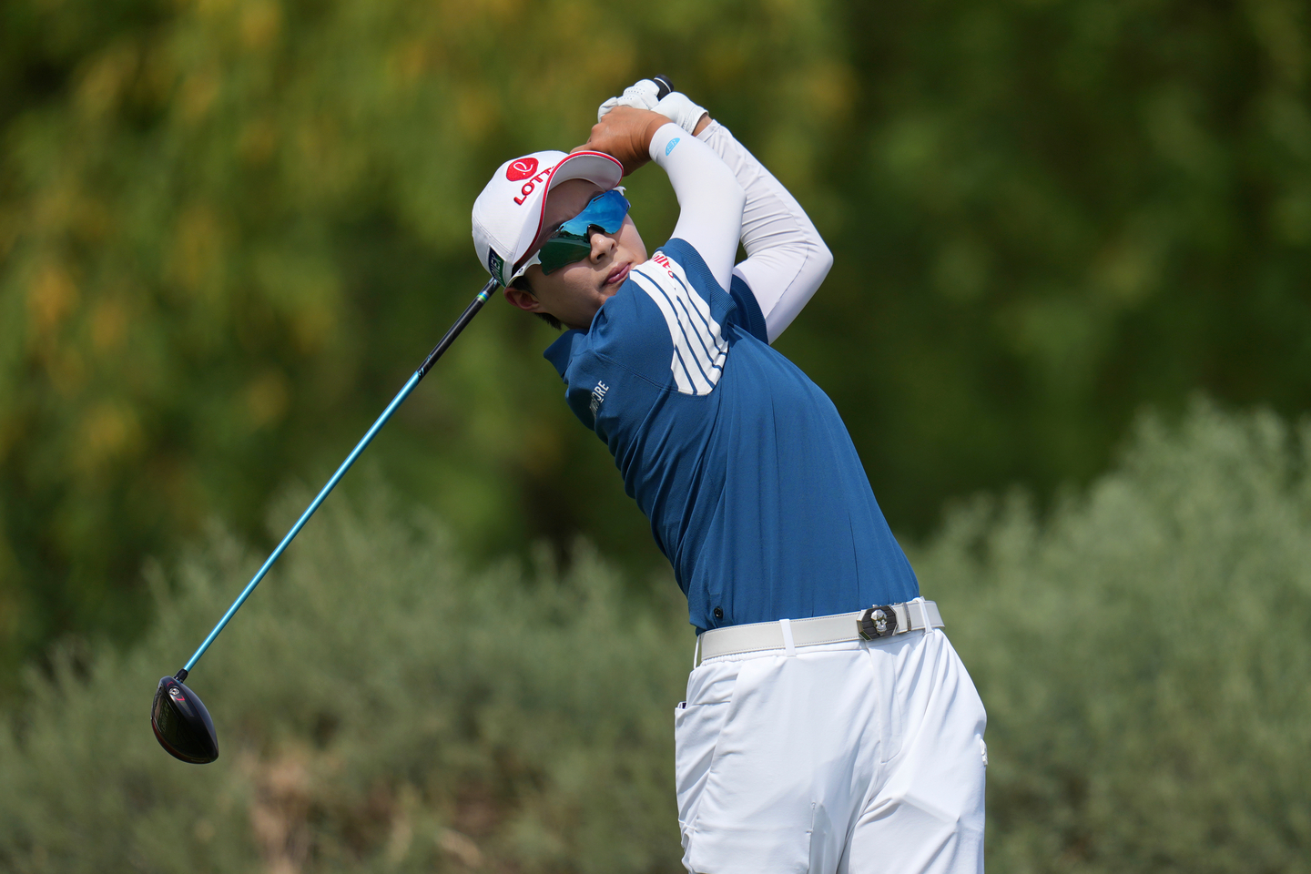 Kim Hyo-joo hits her tee shot at the second hole during the final round of the LPGA Ford Championship in Chandler, Arizona, on March 29. [AP/YONHAP] 