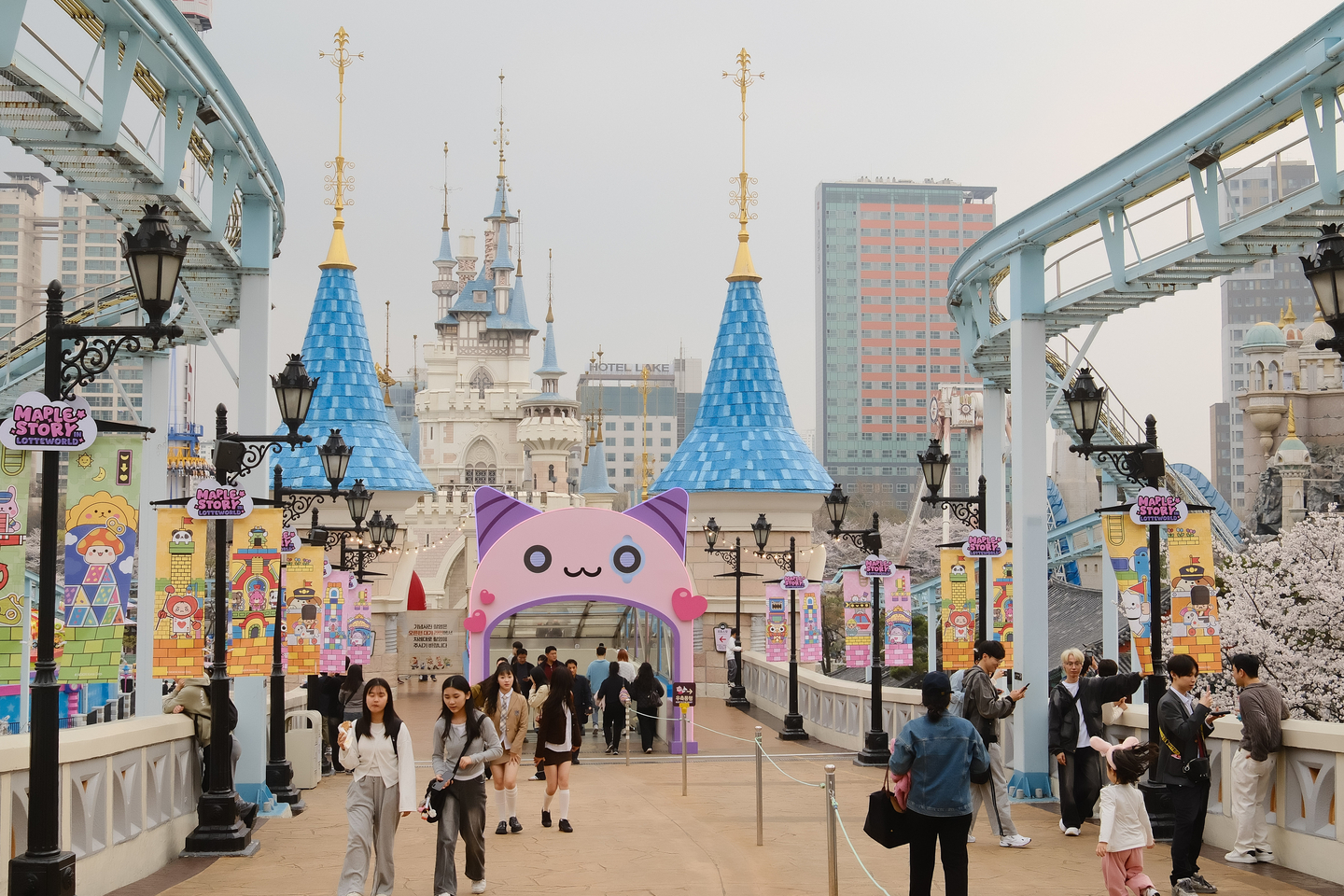  MaplesStory in Lotte World collaboration at Lotte World in Songpa District, southern Seoul. [CHO YONG-JUN]