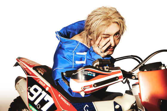 A concept photo from Ten's second EP ″Stunner″ (2025) [SM ENTERTAINMENT]