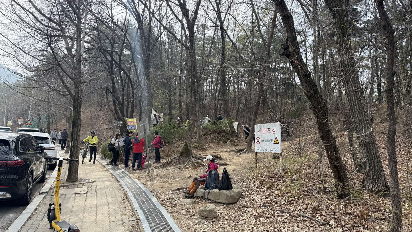 My starting entrance near Seoul National University [WOO JI-WON]