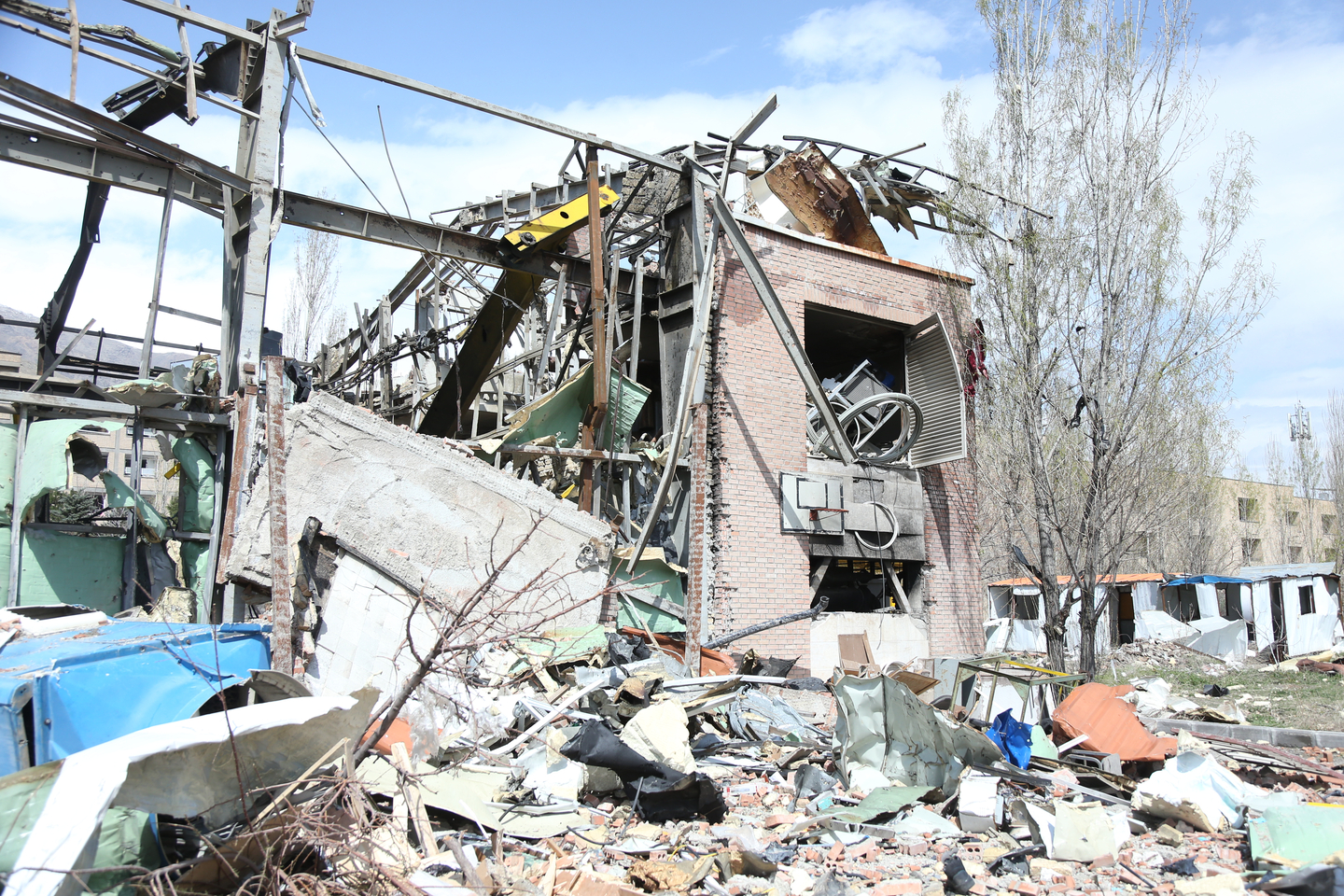 This photo taken on April 4 shows a building destroyed in a U.S. and Israeli airstrike at the Shahid Beheshti University in Tehran, Iran. Iran's Minister of Science, Research and Technology Hossein Simaei-Sarraf said on Saturday more than 30 Iranian universities have been directly attacked by the United States and Israel since the beginning of the war in late February. [XINHUA.YONHAP]