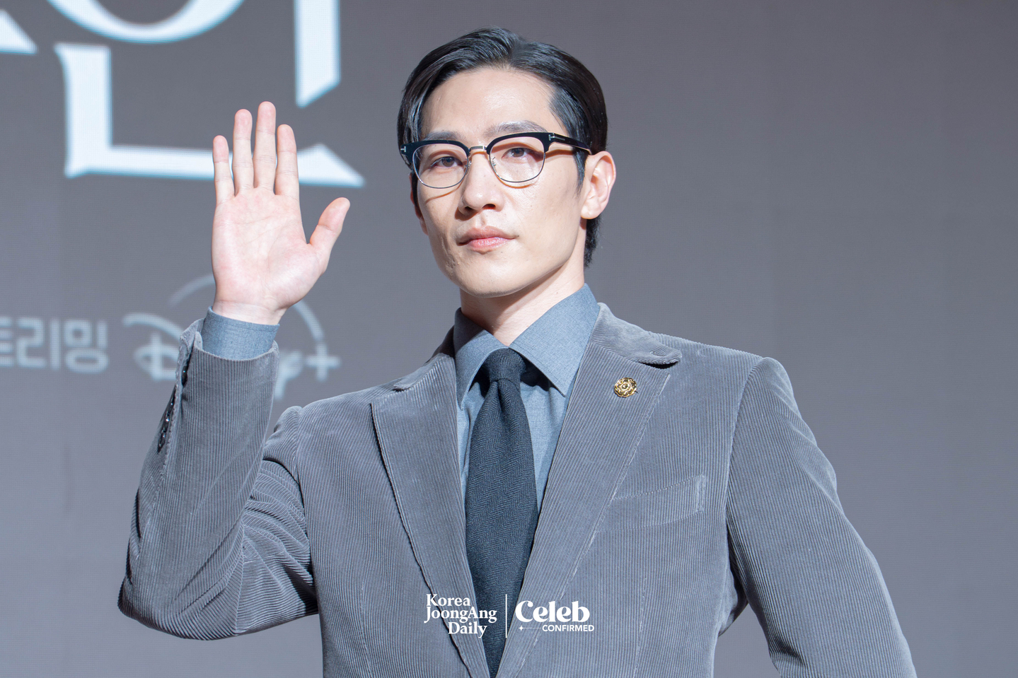 Actor Noh Sang-hyun poses for photos during a press conference for the MBC series “Perfect Crown″ at the Josun Palace Hotel in Gangnam District, southern Seoul, on April 6. [DANIELA GONZALEZ PEREZ]