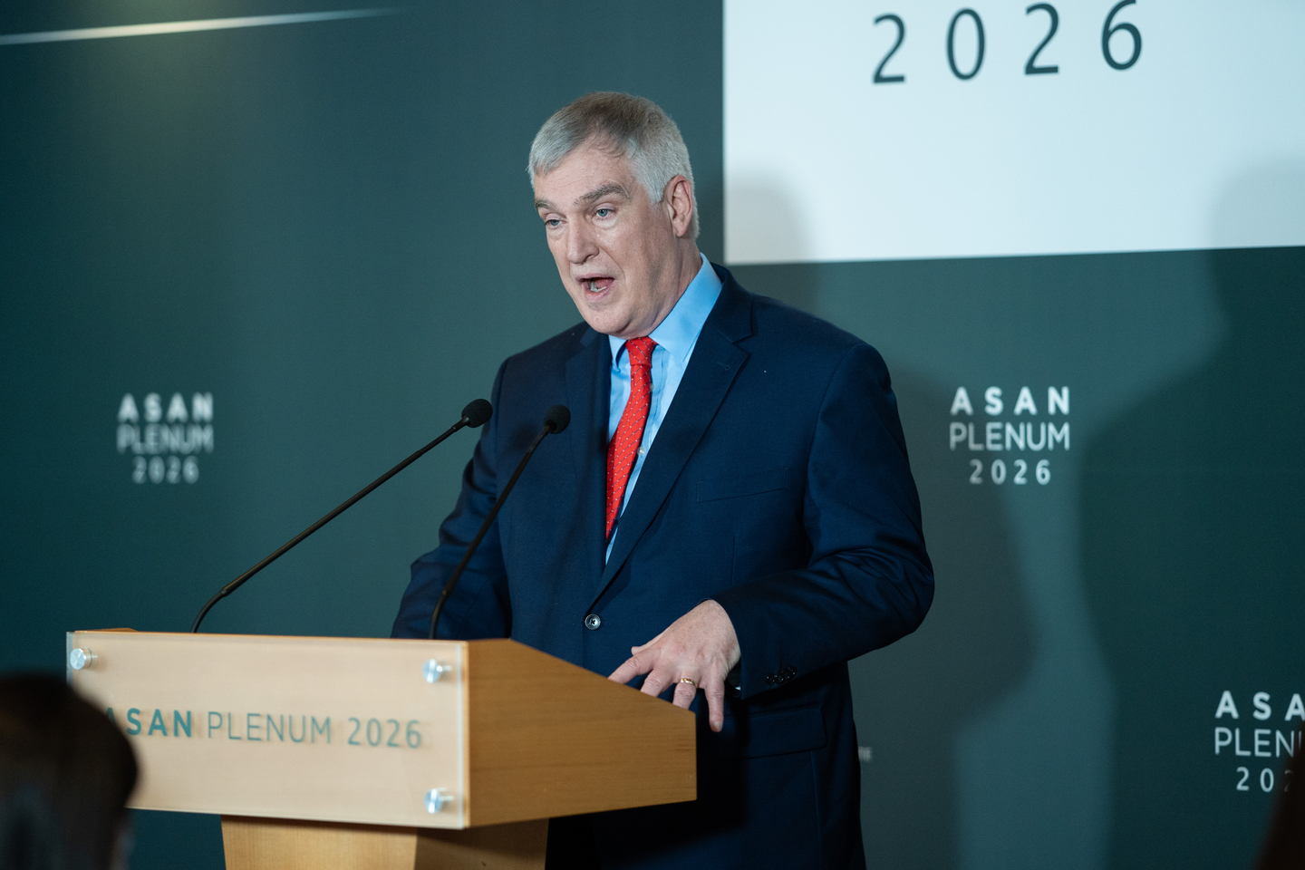 Fred Fleitz, vice chair of the America First Policy Institute, speaks during a press conference during Asan Plenum, a forum hosted by the Asan Institute of Policy Studies, in Seoul on April 8. [ASAN INSTITUTE OF POLICY STUDIES]
