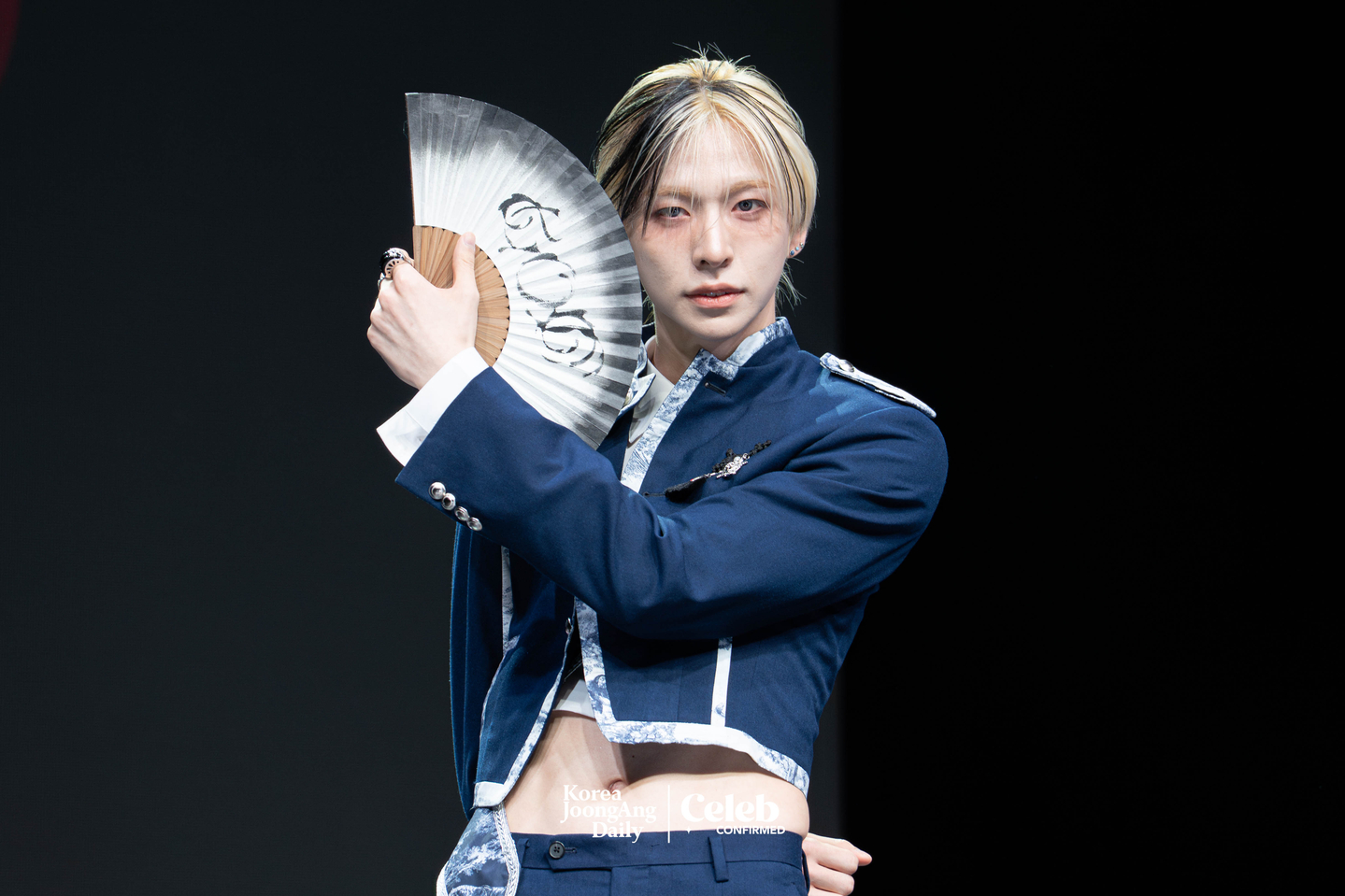 Ampers&One’s Jiho poses for photos during a showcase for the release of the group’s fourth EP, “Definition,” at Nodeul Island Live House in central Seoul on April 8. [DANIELA GONZALEZ PEREZ]