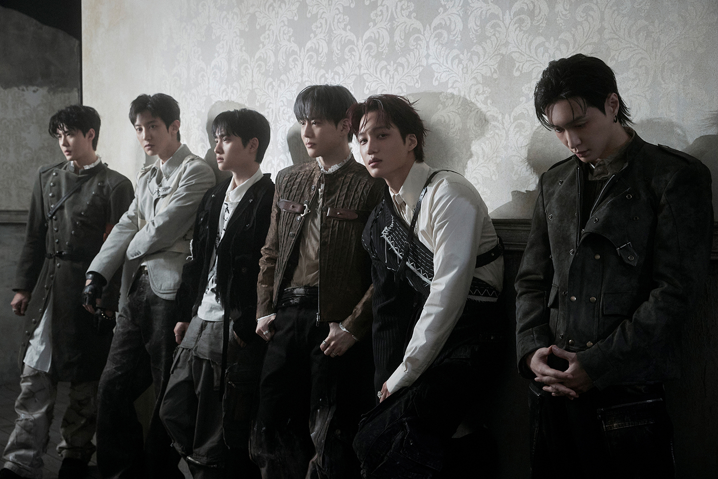 Boy band EXO [SM ENTERTAINMENT]