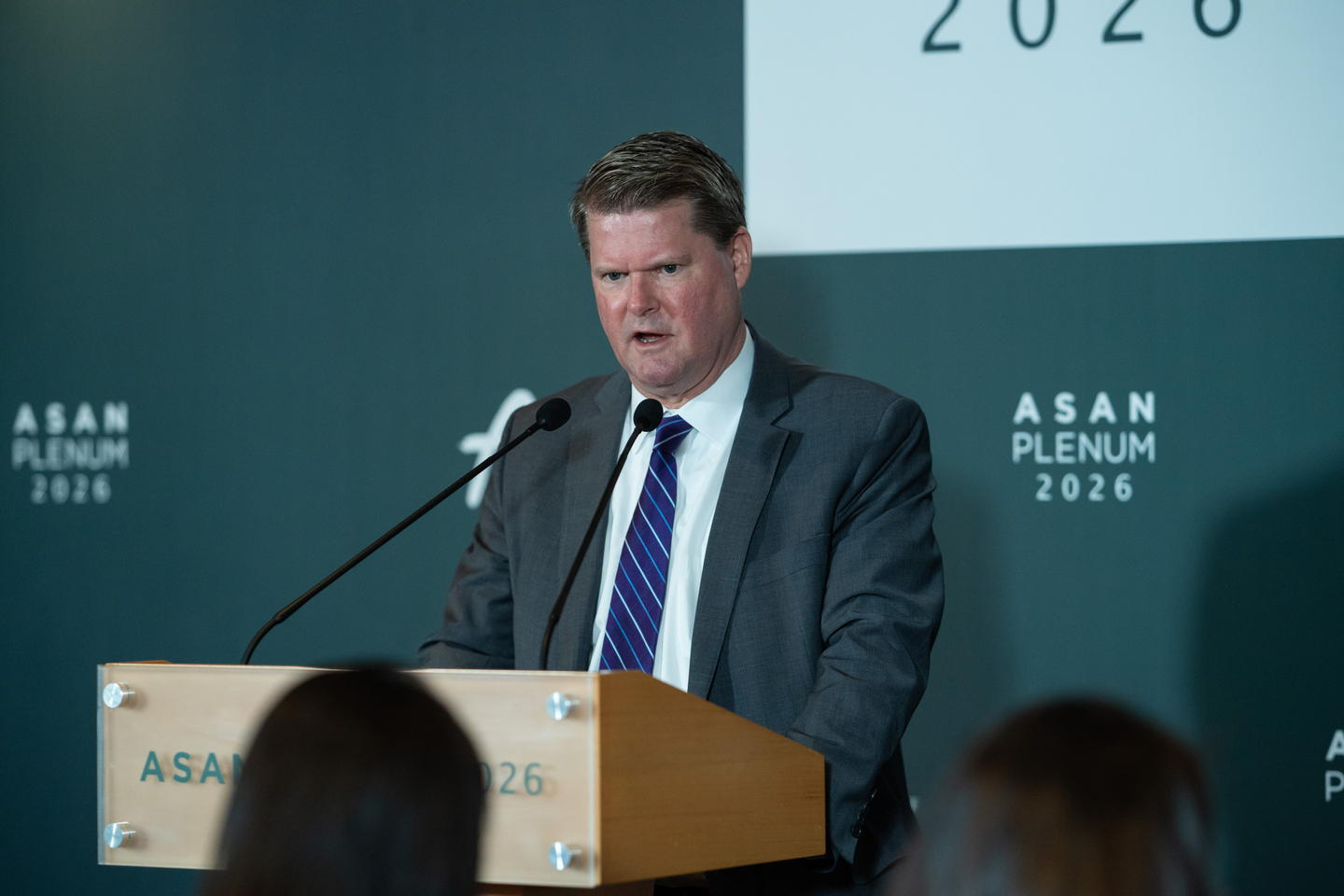 Randall Schriver, chair of the Institute for Indo-Pacific Security, speaks during a press conference during Asan Plenum, a forum hosted by the Asan Institute of Policy Studies, in Seoul on April 8. [ASAN INSTITUTE OF POLICY STUDIES]