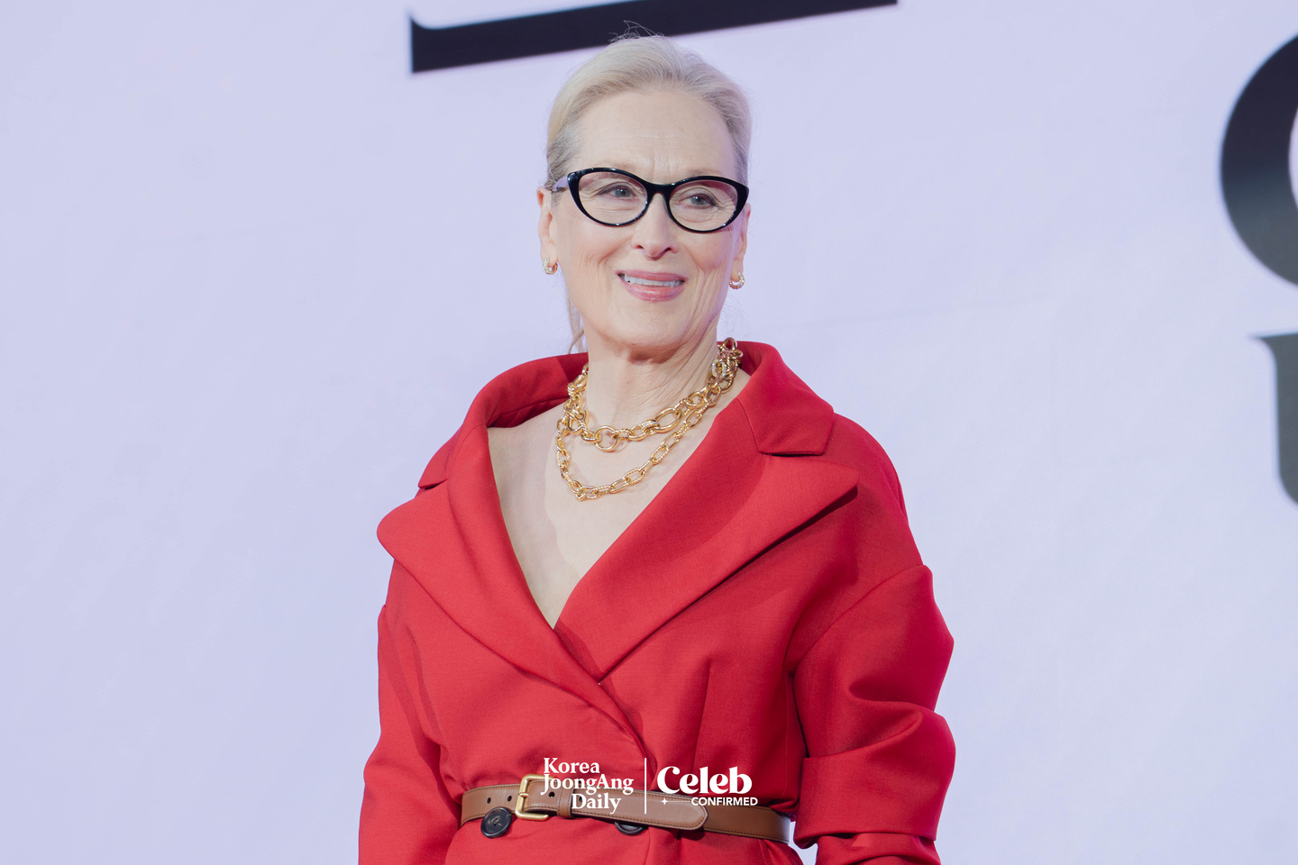 Actor Meryl Streep poses for photos during a press conference for the upcoming film “The Devil Wears Prada 2” at the Four Seasons Hotel Seoul in Jongno District, central Seoul, on April 8. [DANIELA GONZALEZ PEREZ]