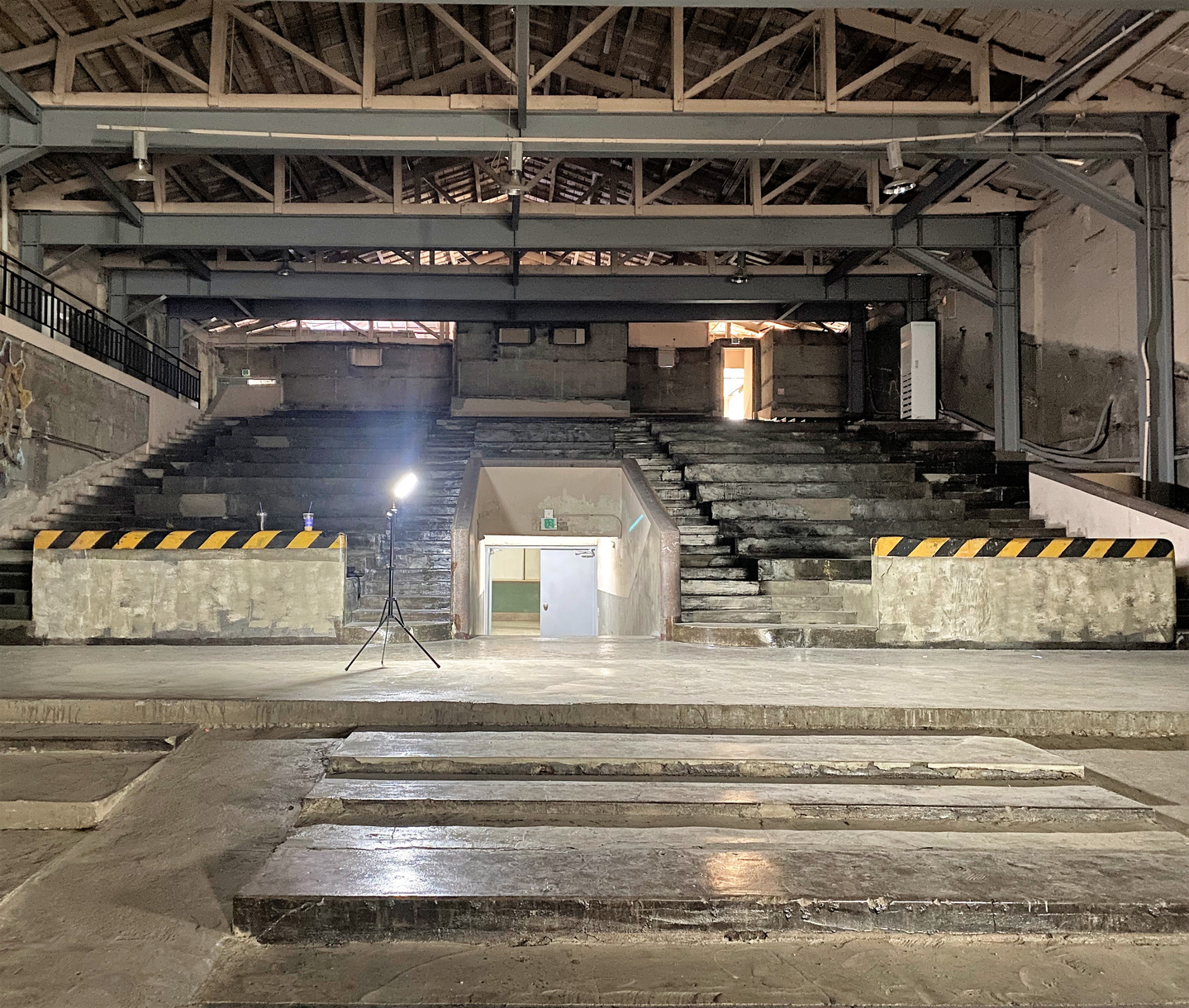 The Gyeongdong theater before it was renovated into a Starbucks cafe is seen in this undated file photo.  [STARBUCKS KOREA]